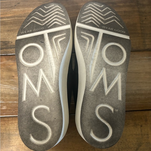 🩷2/$30❤️Toms - Verona Slip On Sneaker - Black - Size 7 - Picture 11 of 11